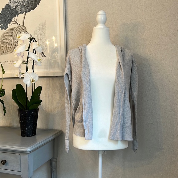 Lululemon Still Movement Wrap Heathered Nimbus - Picture 4 of 6